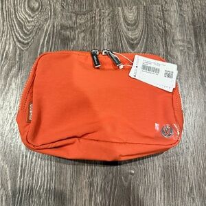 Lululemon Everywhere Belt Bag
